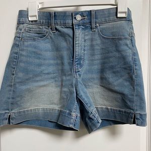 WHBM Size 4 High-rise Jean shorts